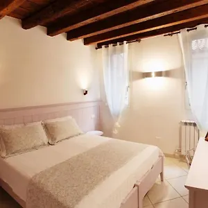 ca-de-lanzolo.hotelslidodijesolo.com/